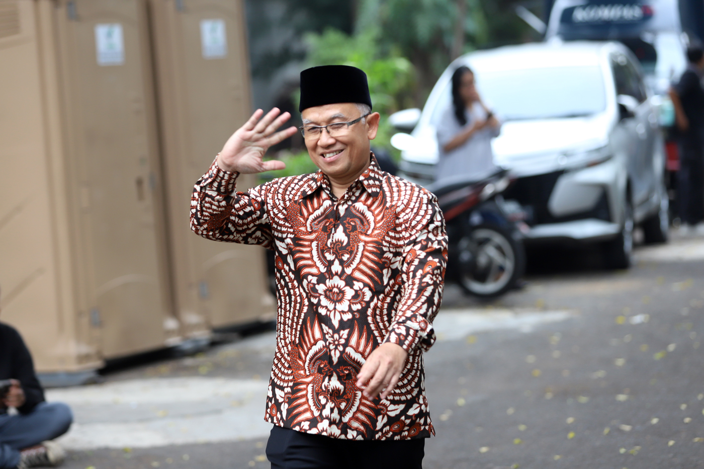 Kemendikdasmen Rumuskan Sistem Gaji Baru Minimal Setara UMR untuk Sejahterakan Guru