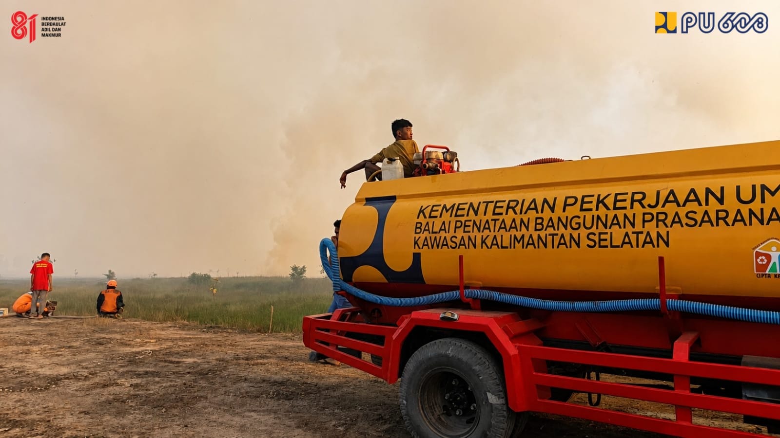 Hadapi Karhutla di Kalimantan Selatan, PU Siagakan Truk Tangki Air